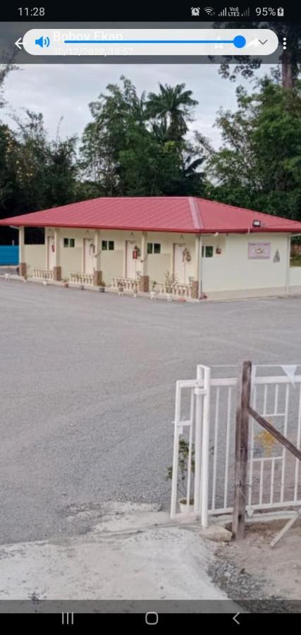 Margereth Cottage Kuala Penyu エクステリア 写真